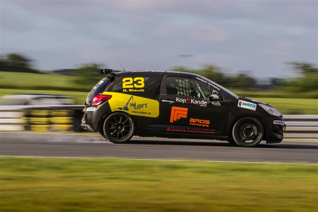 Løbet på Ring Djursland tilbage i juni blev et vendepunkt for sæsonen. Nu skal andenpladsen følges op
(Foto: Staudt Motorsport)